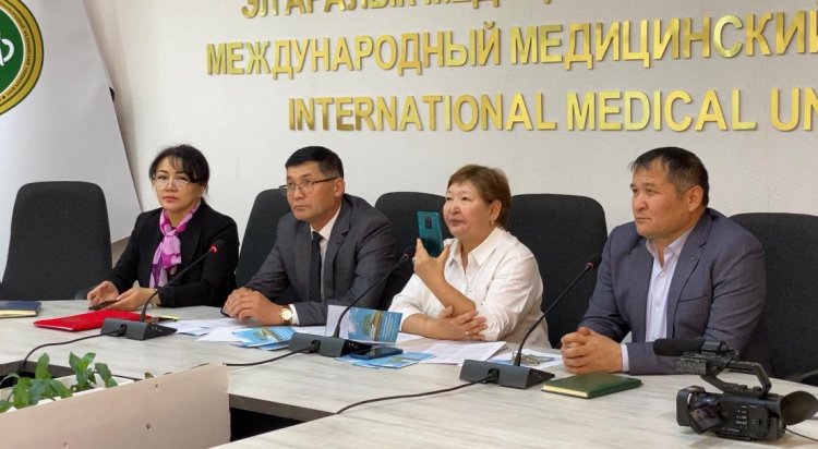 The Medical and Pharmaceutical College organized an online conference for schools in the south of Kazakhstan